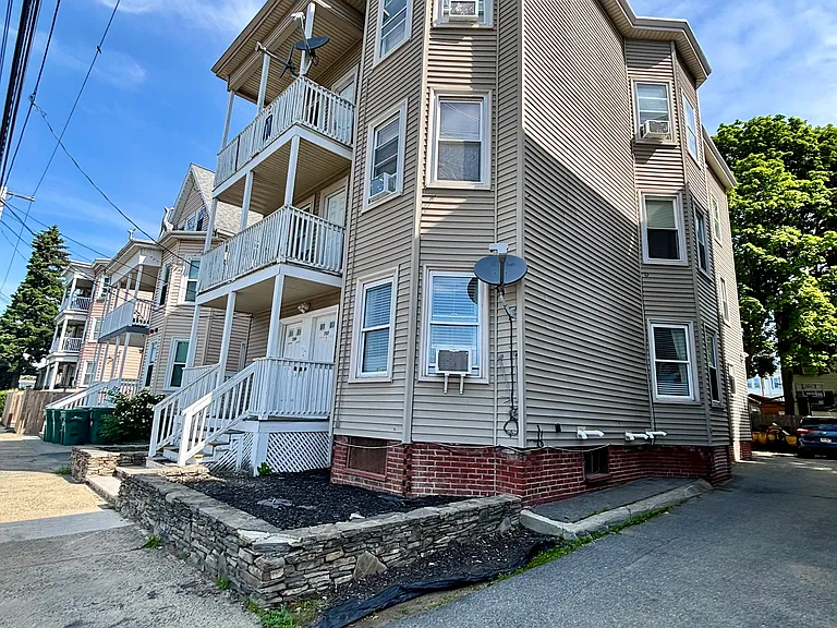 757 Summer St #2 — Photo 18