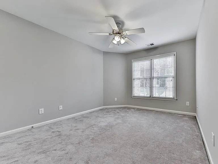 408 Sixes Dr — Photo 31