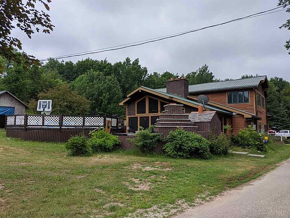 3rd image of 87 River St