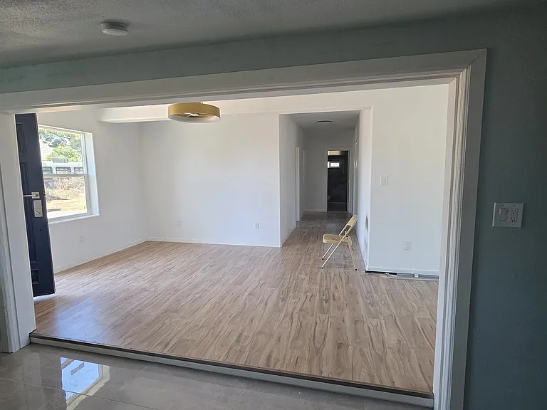 33930 Mission Trl — Photo 7