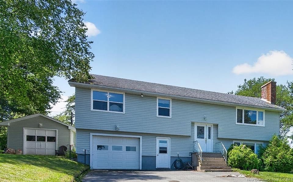 1st image of 22 Vaughan Dr