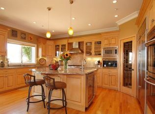 434 Hill Way, San Carlos, CA 94070