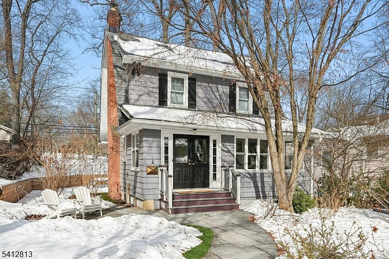 1st image of 31 Nassau Rd