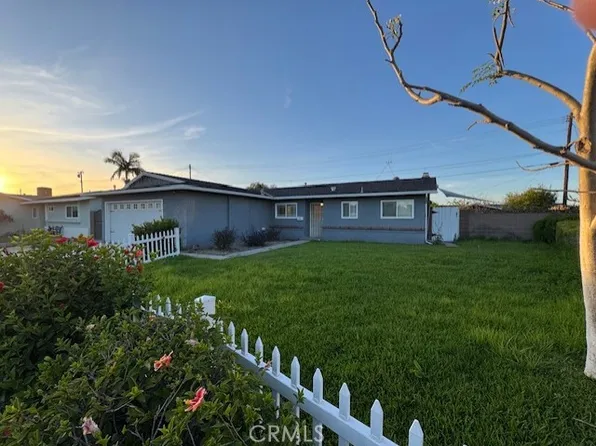 7233 Hayes Cir, Buena Park, CA 90620