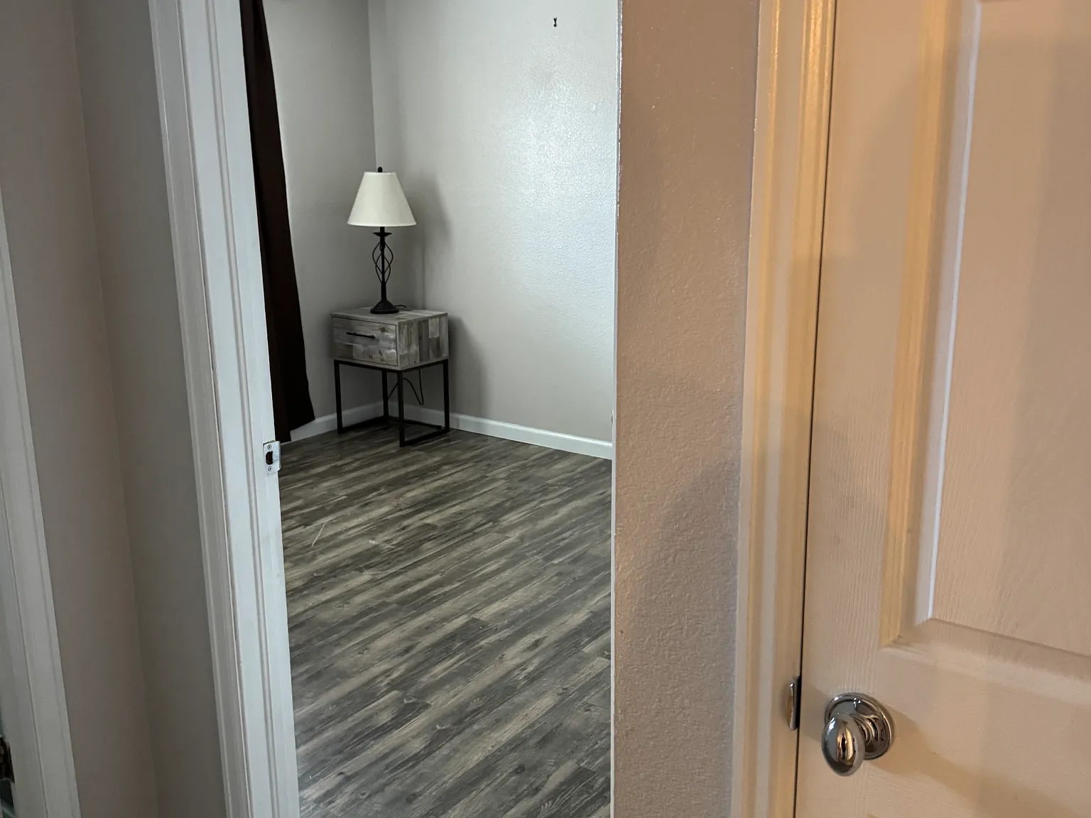 3909 Redwood Ln — Photo 2