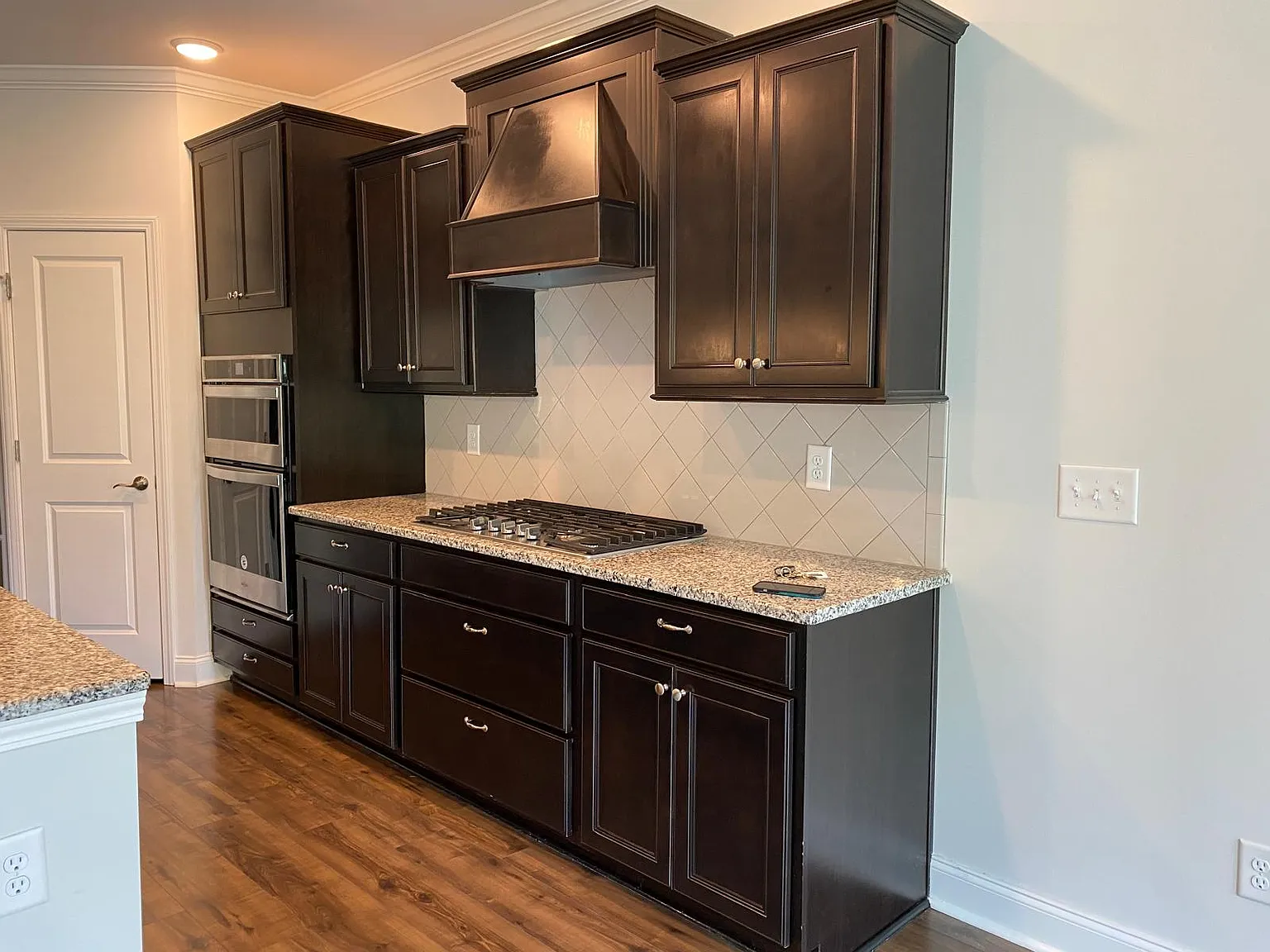 5 bed, 3085 sqft, $2,950 — Photo 4