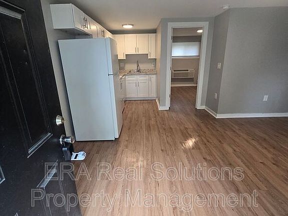 5th image of 65 W Moler St #D