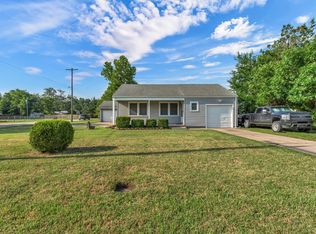 3903 W 9th St N, Wichita, KS 67203