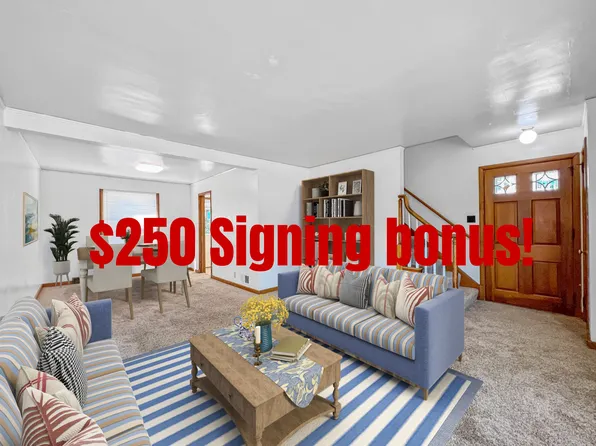2141 Sunset Dr, Ames, IA 50014