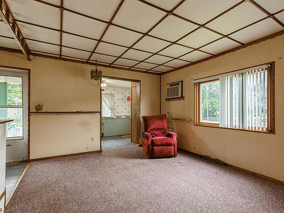 5th image of 215 28th Ave
