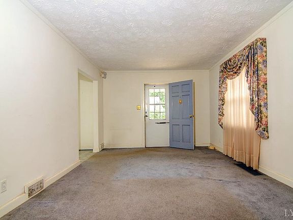 5th image of 504 Perrymont Ave