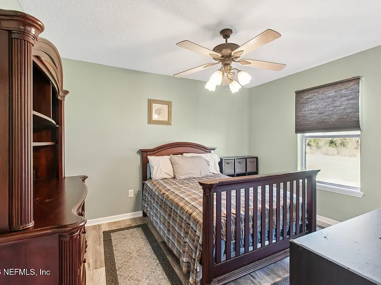 2683 Henley Rd — Photo 23
