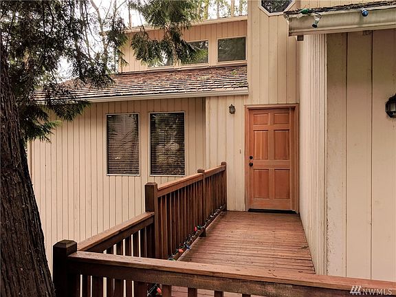 2nd image of 16015 NE 95th Ct