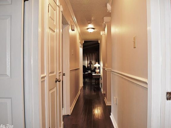 4th image of 1104 Abercorn Pl
