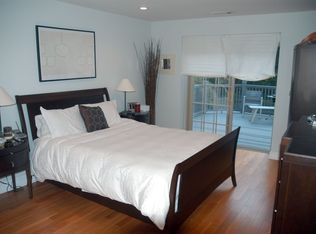 810 S 2nd St #2, Philadelphia, PA 19147