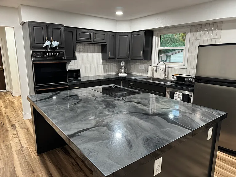 2 Larkspur Dr — Photo 2