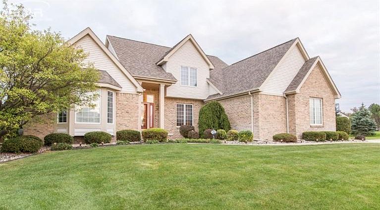 1st image of 646 Charing Cross Dr