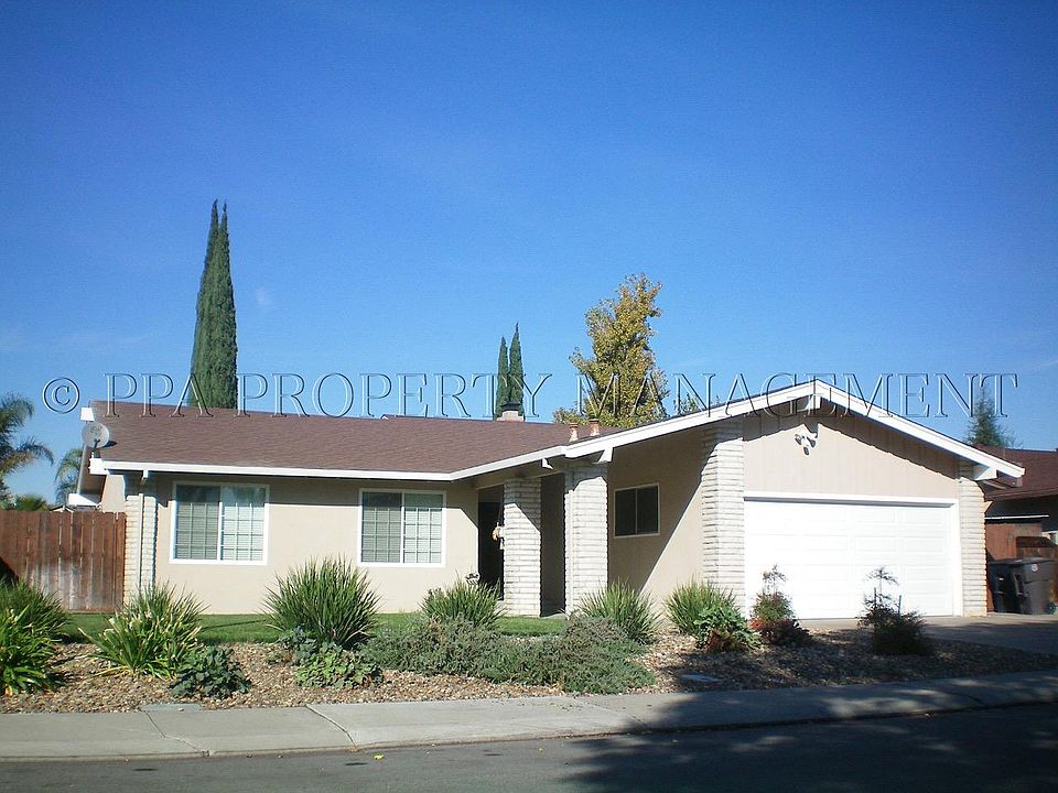 1st image of 235 Laguna Dr