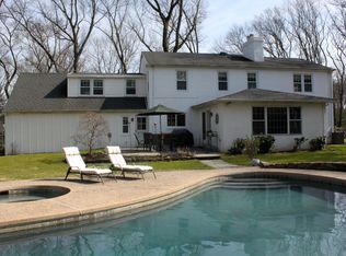 3 Patriot Cir, Devon, PA 19333