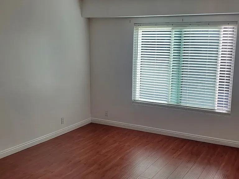 312 N Louise St #108 — Photo 27