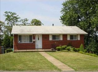 728 Elm Dr, Verona, PA