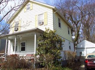 51 Tower St, Huntington Station, NY 11746
