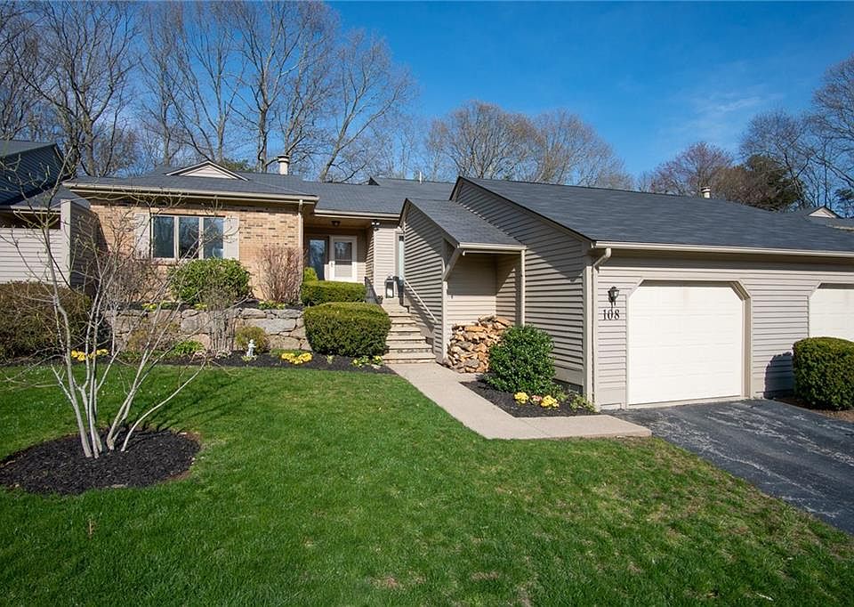 1st image of 108 Pine Glen Dr #108