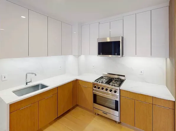175 West 95th Street image 1 of 8