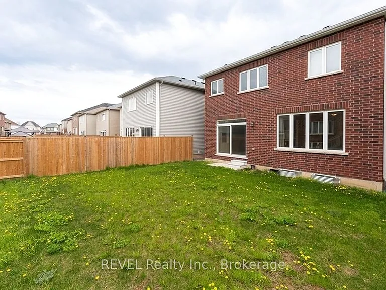 9 Beatty Ave — Photo 35