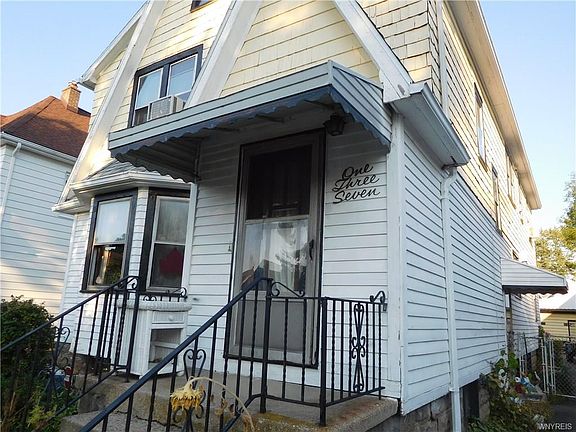 2nd image of 137 Hawthorne Ave