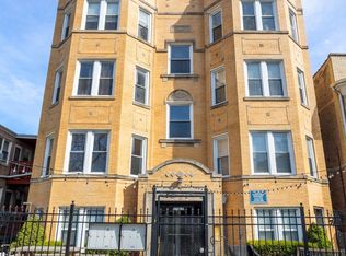 3728 W Wilson Ave #2, Chicago, IL 60625