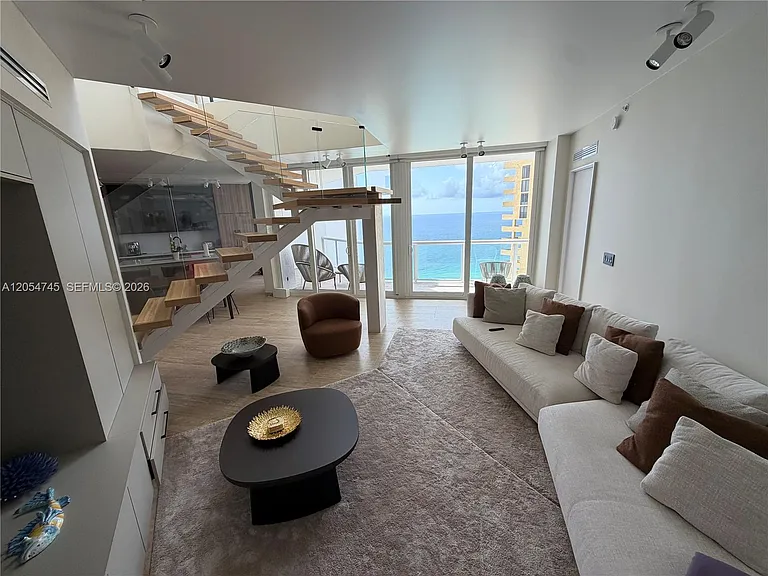 16425 Collins Ave #OS18A — Photo 6