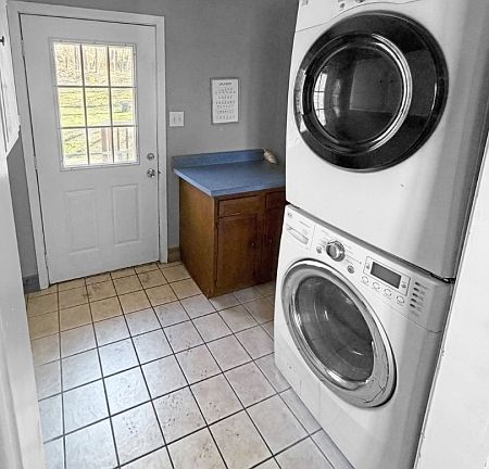 4th image of 62 Ridgeway Ave