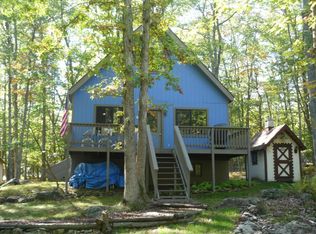 303 Seneca Ln, Canadensis, PA 18325