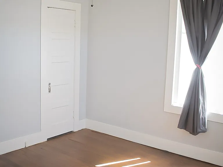 2627 Avenue K #2627-1 — Photo 9