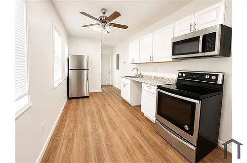 318 N Paca St Photo 1
