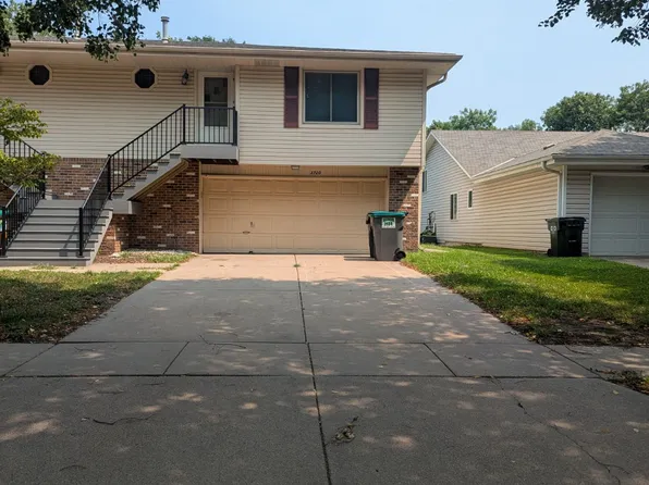 3720 Clover Cir, Lincoln, NE 68516