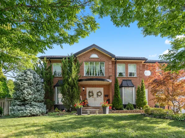 152 Glenn Hawthorne Blvd, Mississauga, ON L5R 2K6