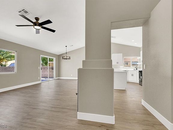 4th image of 2428 Lake Martin Ct