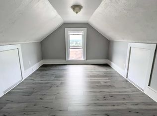 31 Vernon St APT 4, Worcester, MA 01610