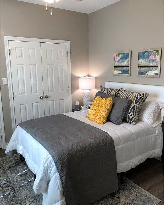 1st image of 248 Forest Dr #C