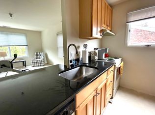 63 Moran Ave APT 2, Princeton, NJ 08542