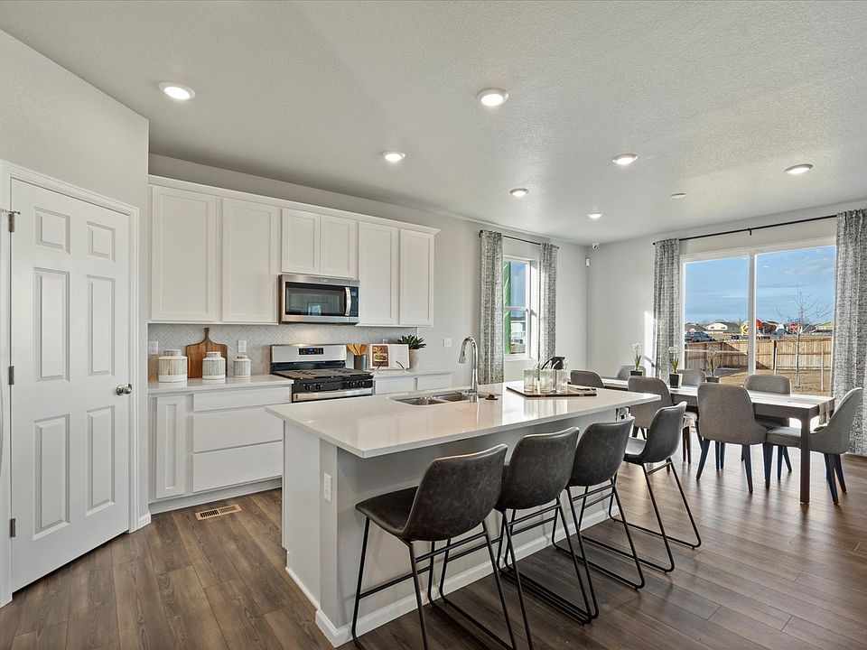 Ridgeline Vista The Flora Collection by Meritage Homes in Brighton CO Zillow