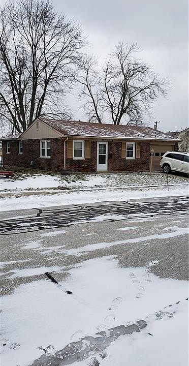 2nd image of 318 E Smithfield St