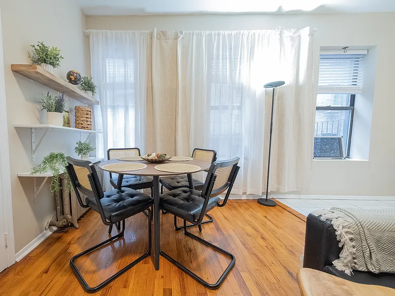 180 Claremont Ave #65 — Photo 6