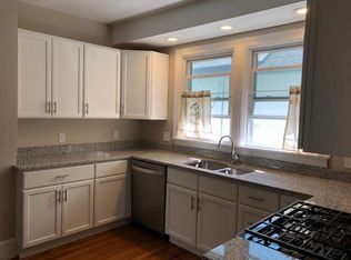 852 River Ave #2, Providence, RI 02908