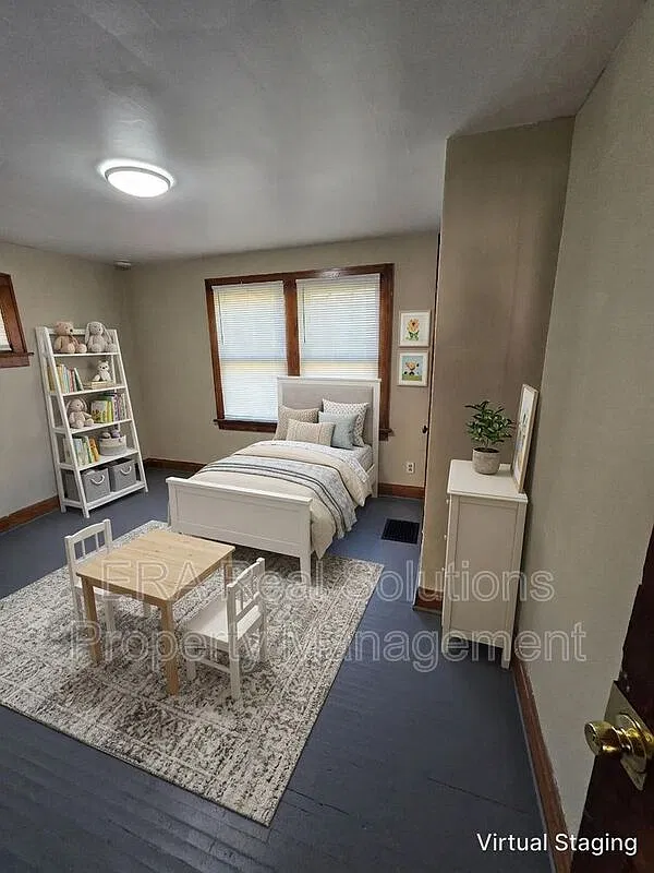 3 bed, 1.0 bath, 1176 sqft, $1,150 — Photo 4