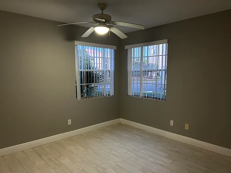 1850 Charlesmont Dr #113 — Photo 9