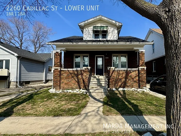 2260 Cadillac St #LOWER — Photo 2