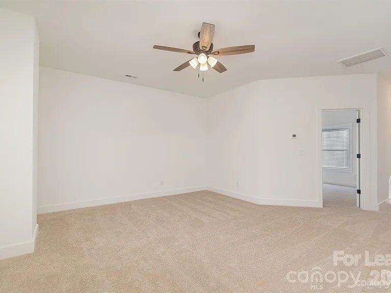 195 Vee Ave SW — Photo 13